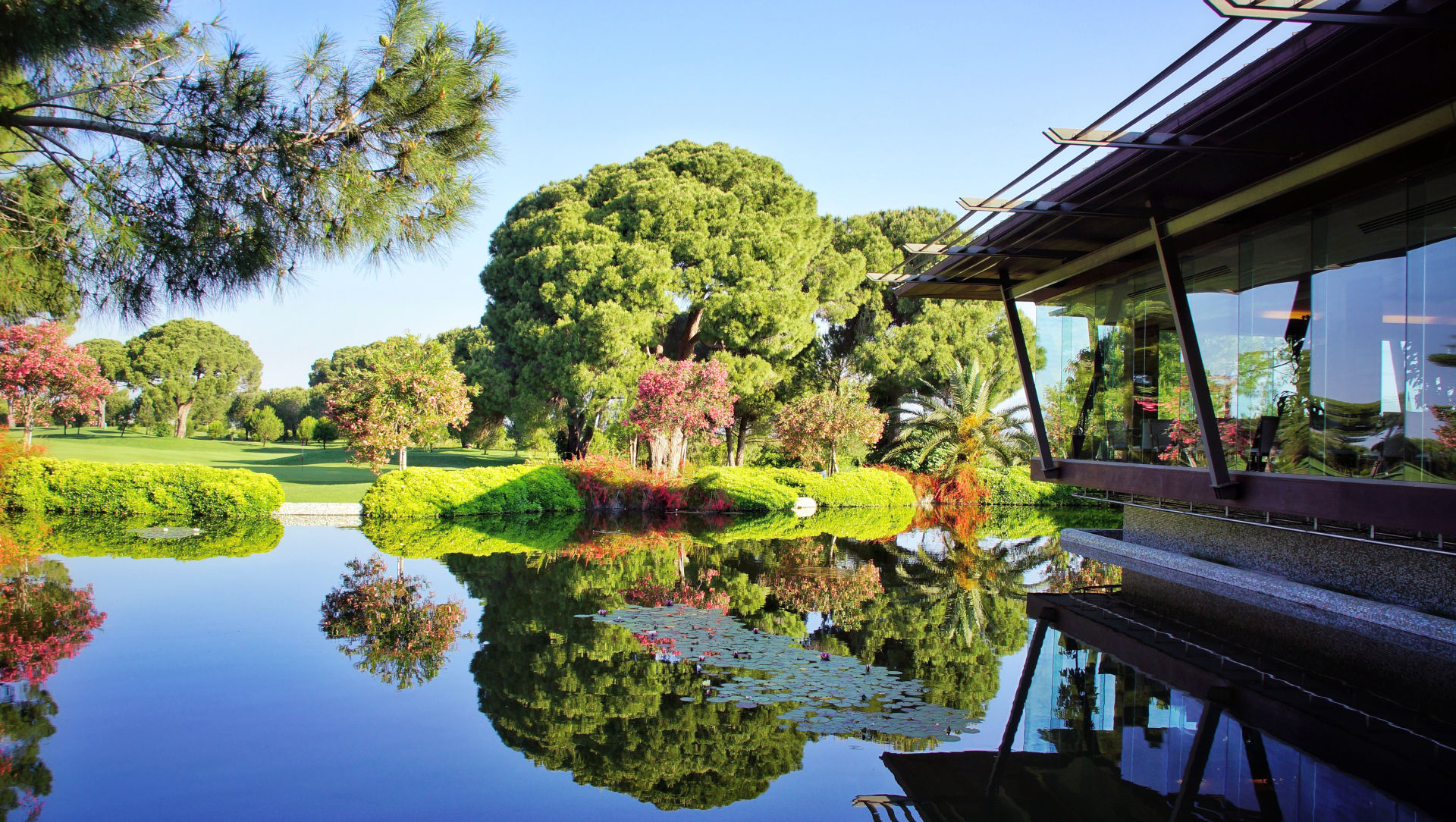 Gloria neuer Golfplatz- Clubhaus