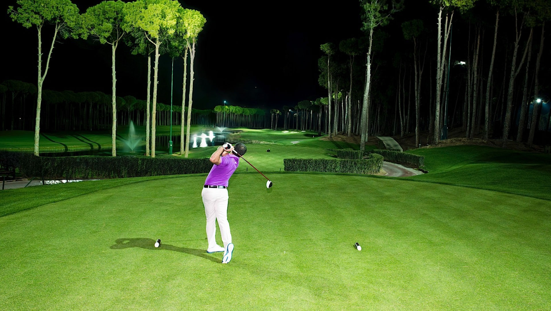 Golfen mit Flutlicht