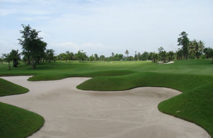 Suwan Golf & Country  Club 