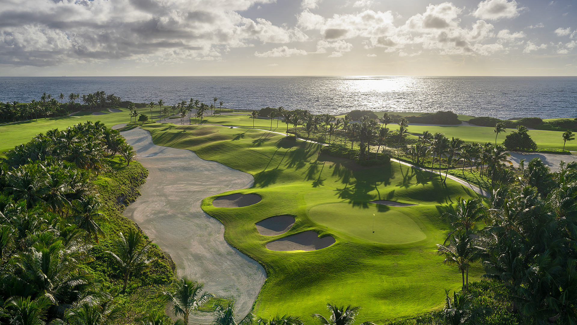 Par 3 Grüner Strand