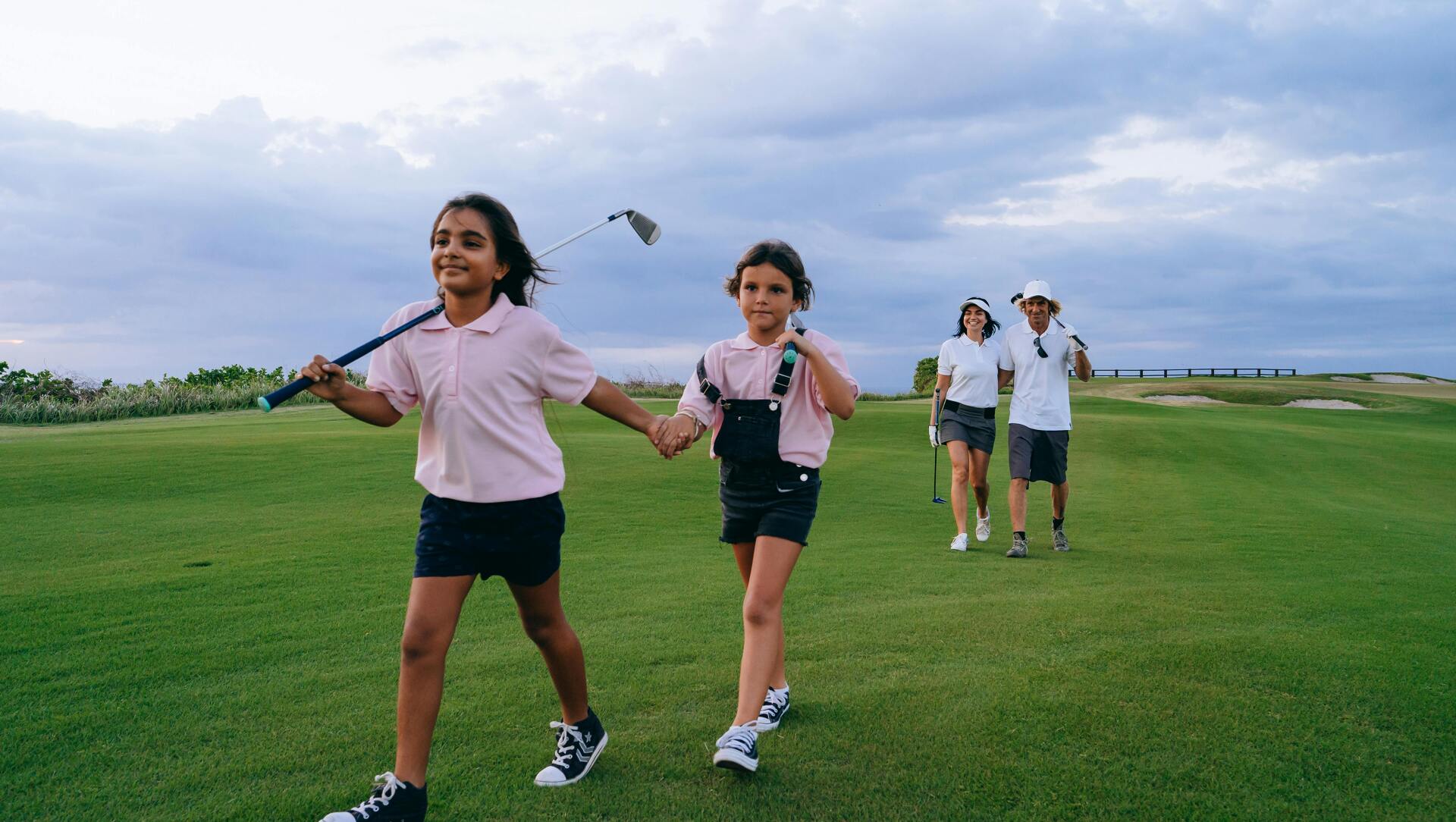 Golfreise mit Kind – So gelingt der perfekte Familienurlaub auf dem Green